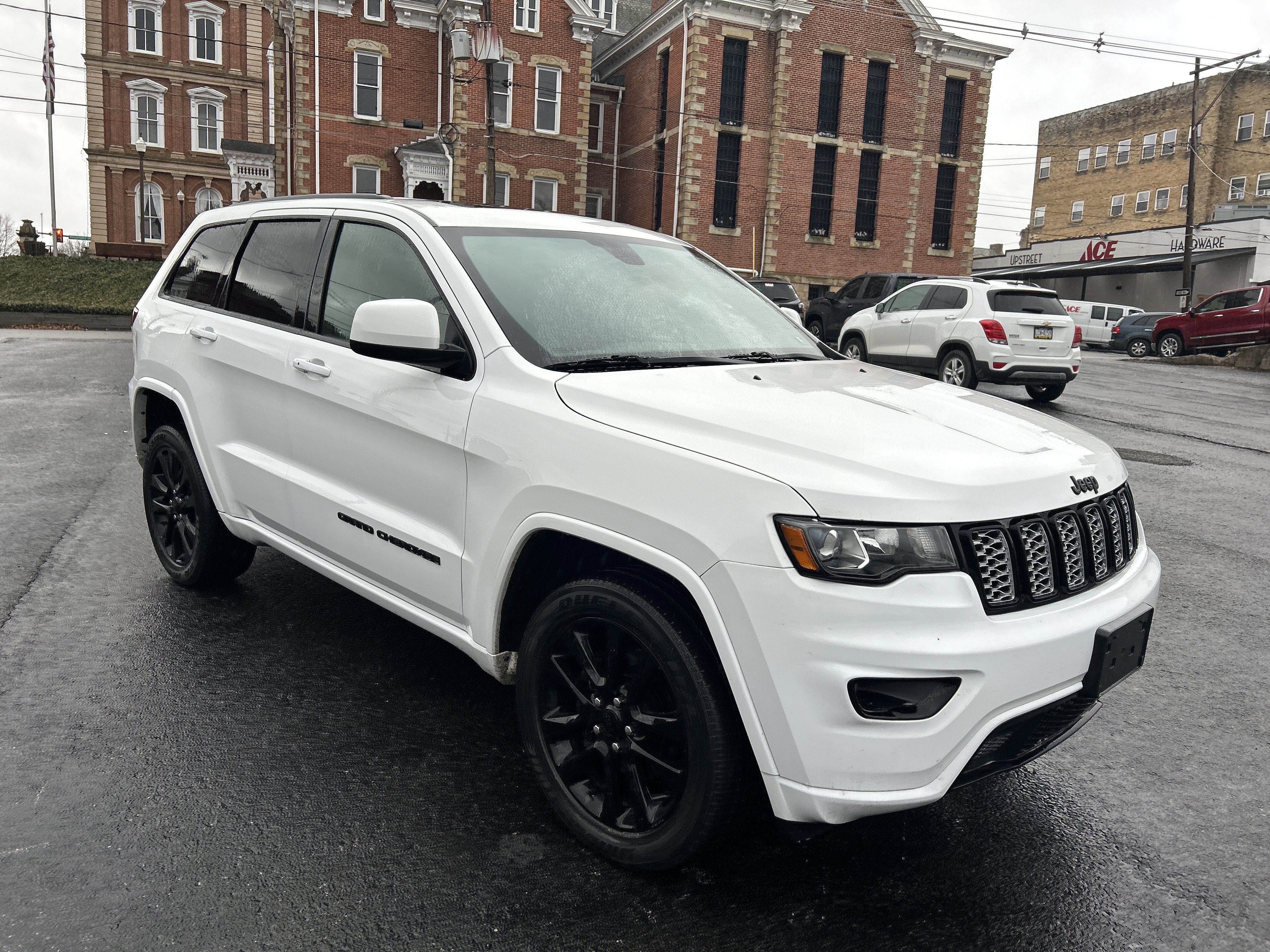 2020 Jeep Grand Cherokee Altitude