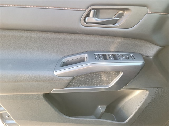 2025 Nissan Pathfinder Rock Creek photo 21