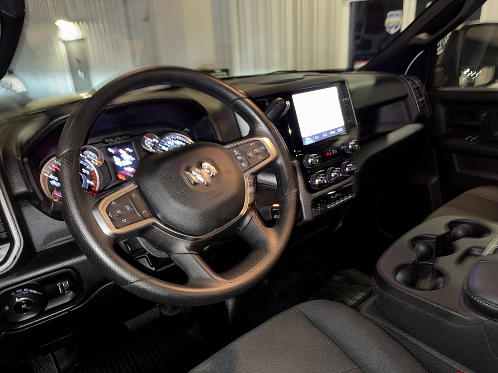 2025 Ram 3500 Tradesman photo 26
