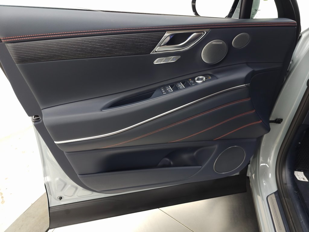 2026 Genesis GV80 Coupe 3.5T AWD photo 6