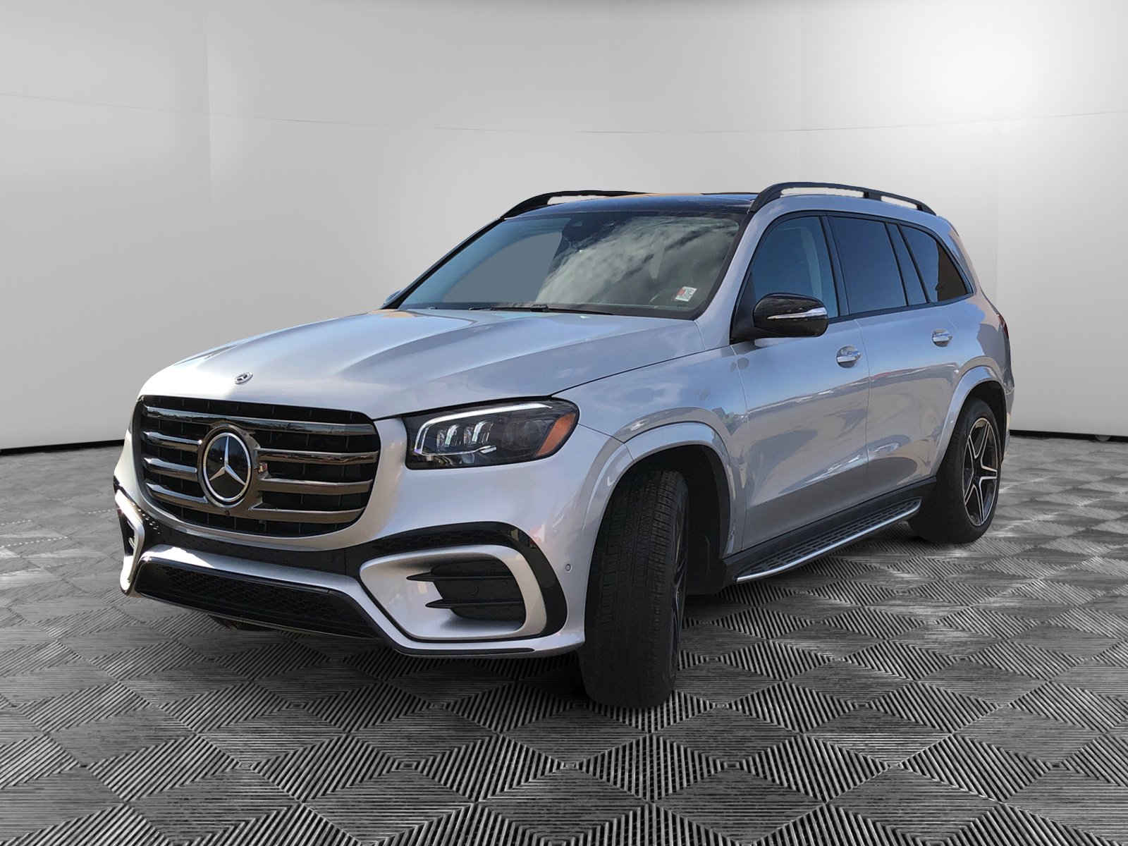2025 Mercedes Benz GLS 450 4MATIC photo 6