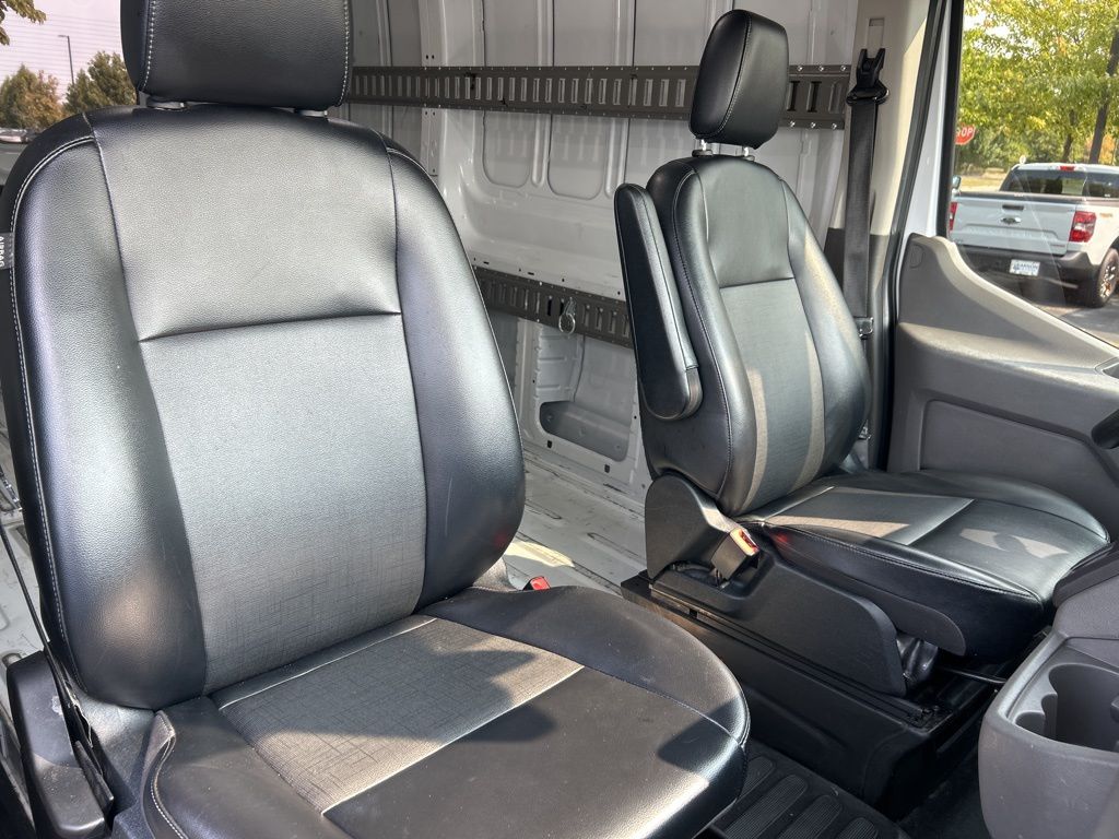 2021 Ford Transit photo 3