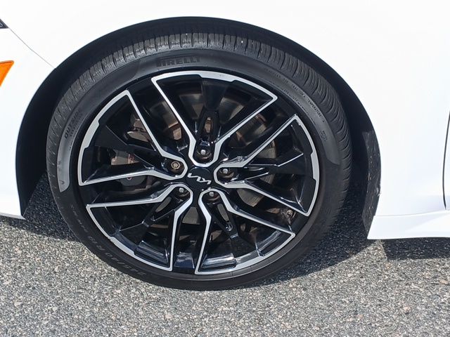 2022 Kia K5 GT photo 27
