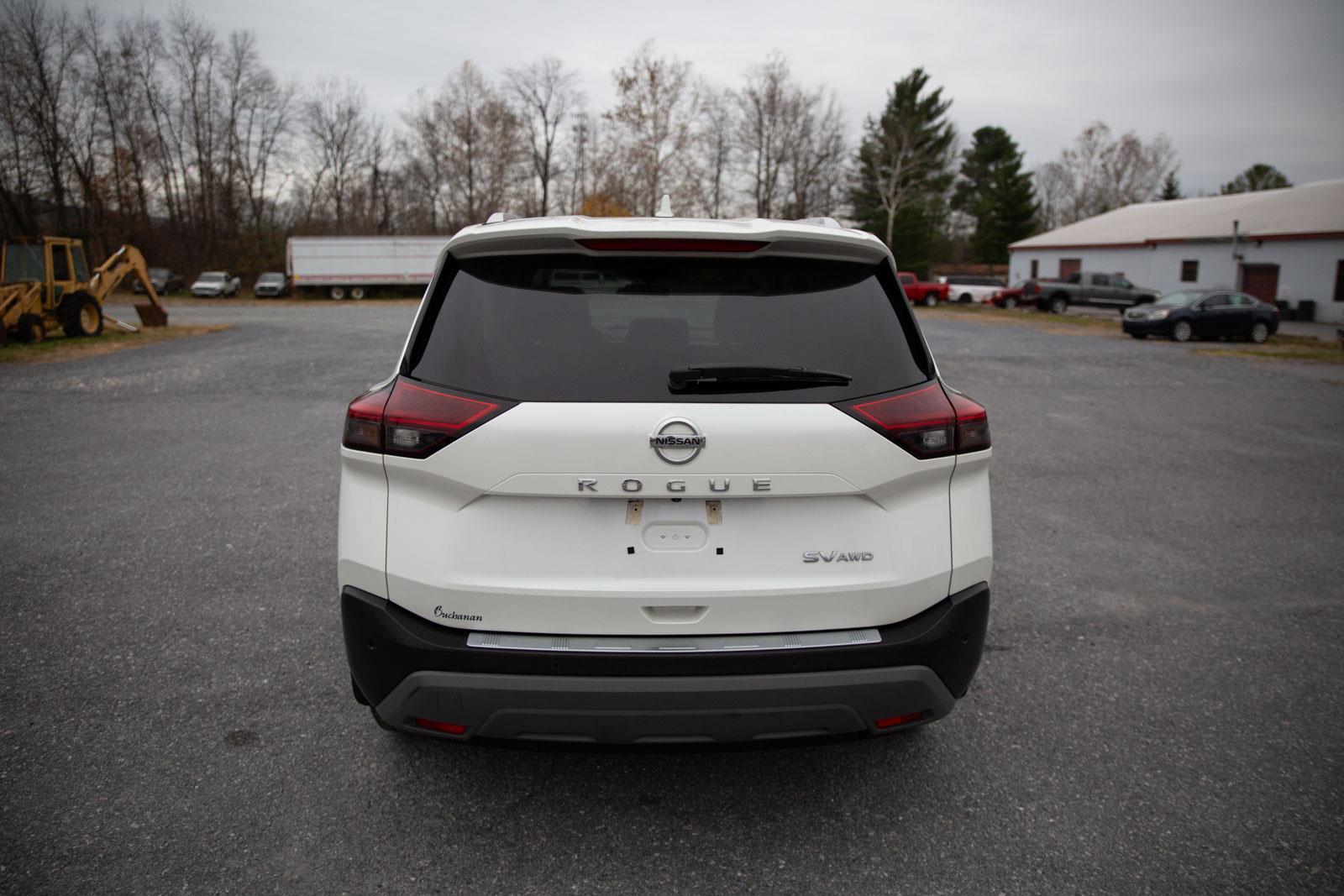 2021 Nissan Rogue SV photo 4