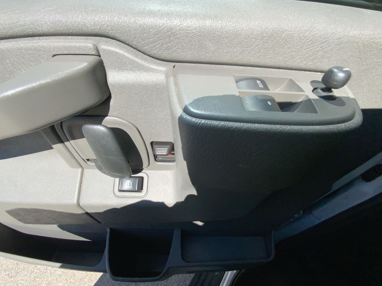 2022 Chevrolet Express Passenger 3500 photo 10