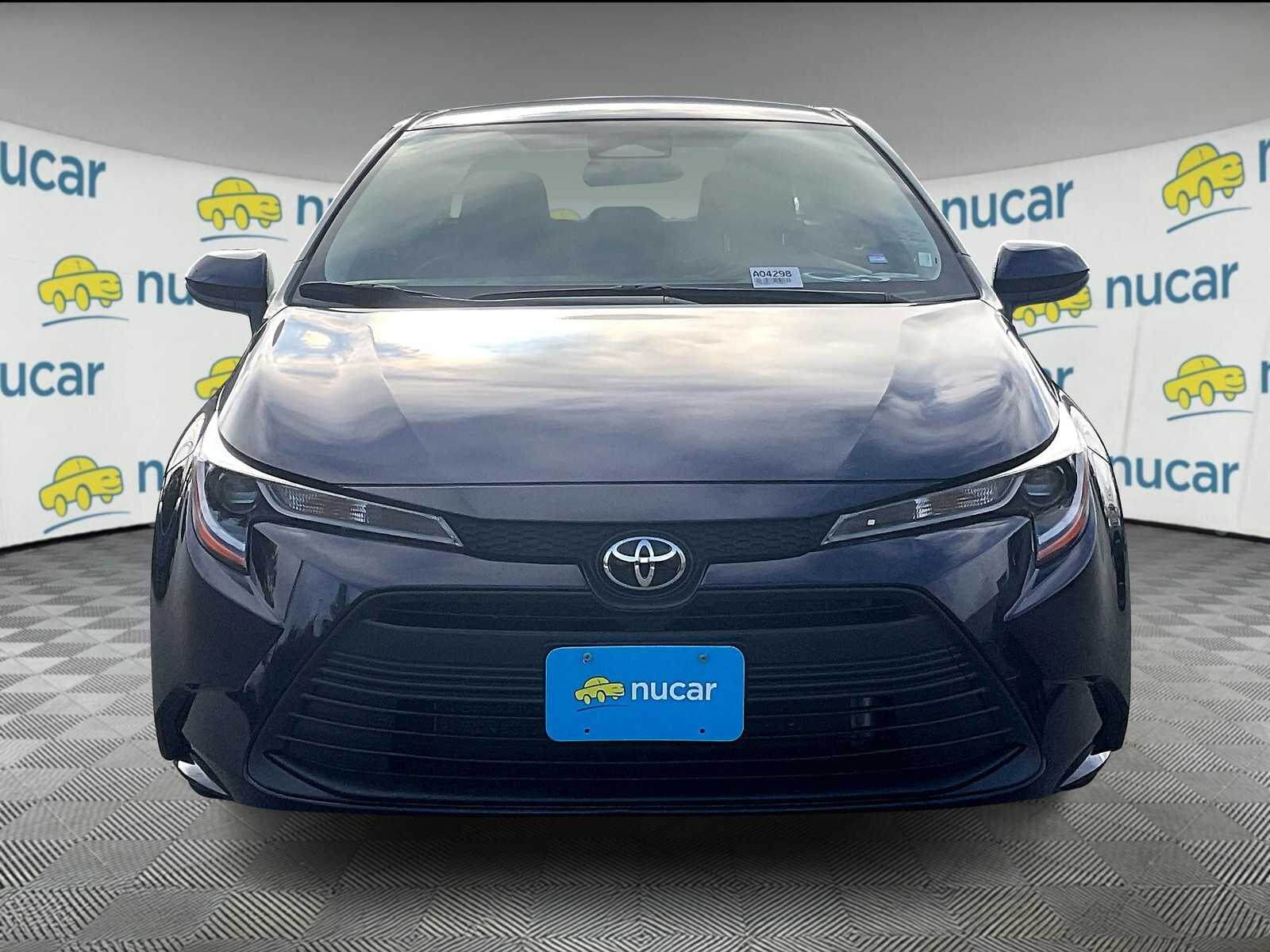 2023 Toyota Corolla LE photo 2