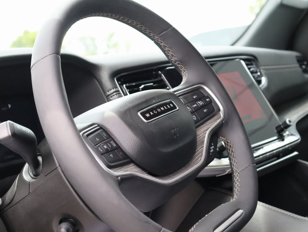 2024 Jeep Wagoneer Series III photo 25