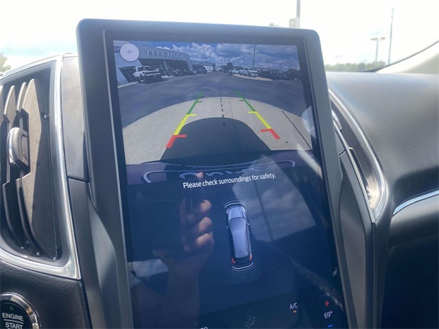 2024 Ford Edge Titanium photo 15