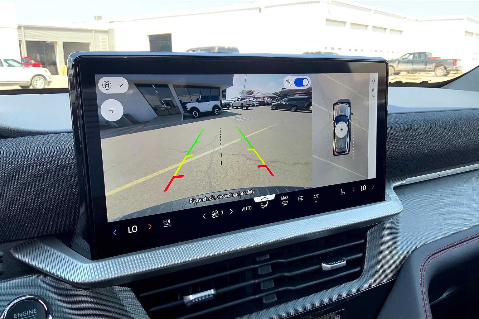 2025 Ford Explorer ST photo 19