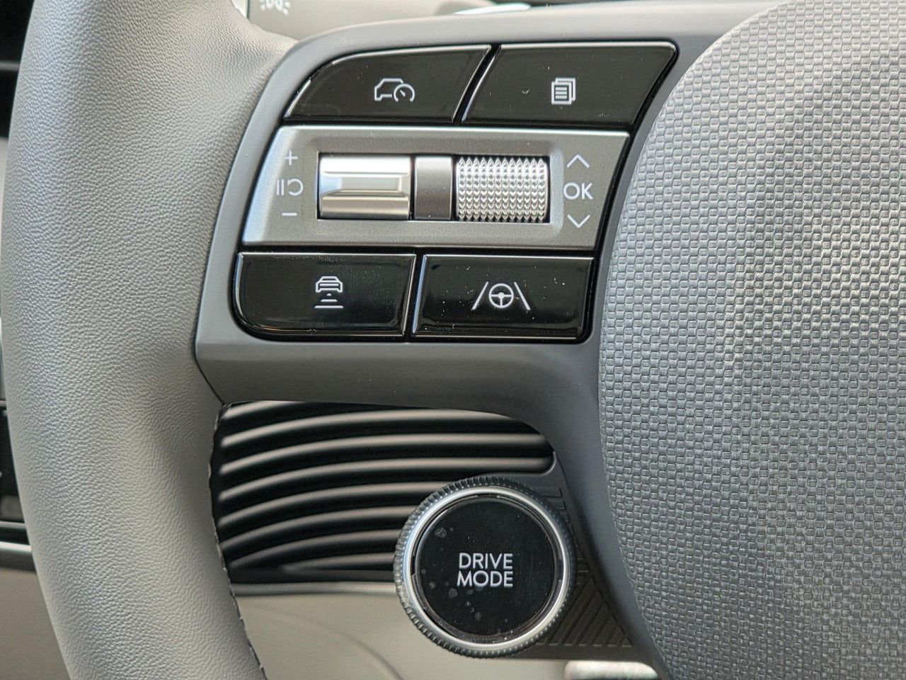 2025 Hyundai Ioniq 5 Limited photo 30
