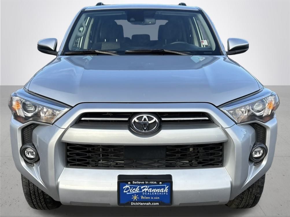 2021 Toyota 4Runner SR5 photo 3