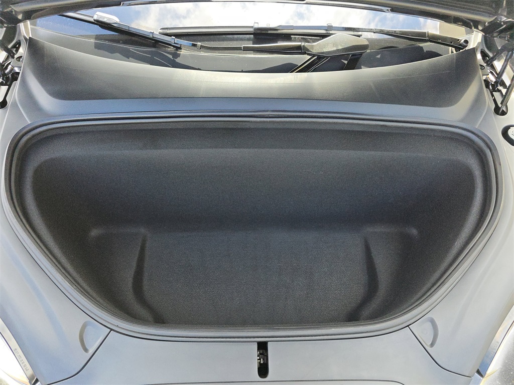 2023 Tesla Model X Plaid photo 28