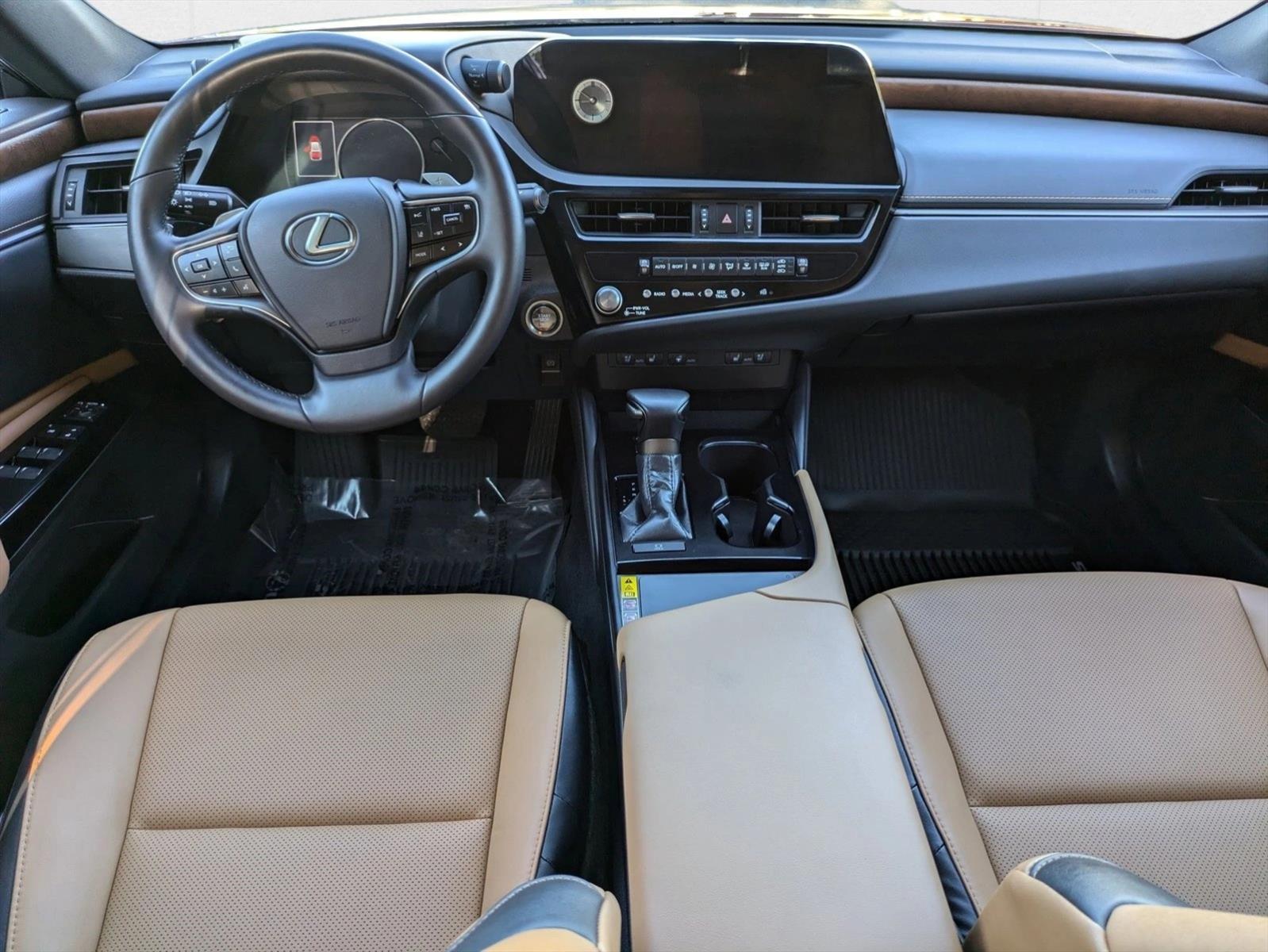 2025 Lexus ES 350 Base photo 16