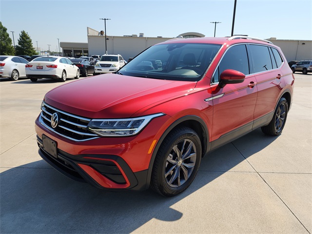 2024 Volkswagen Tiguan SE Wolfsburg Edition photo 6