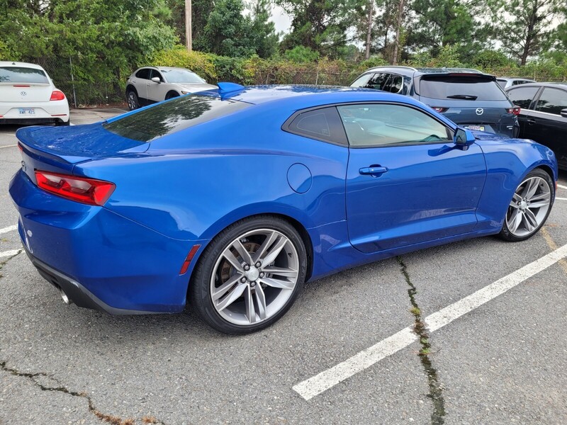 2018 Chevrolet Camaro 1LT photo 3