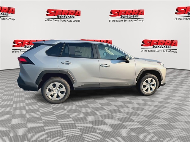 2025 Toyota RAV4 LE photo 10