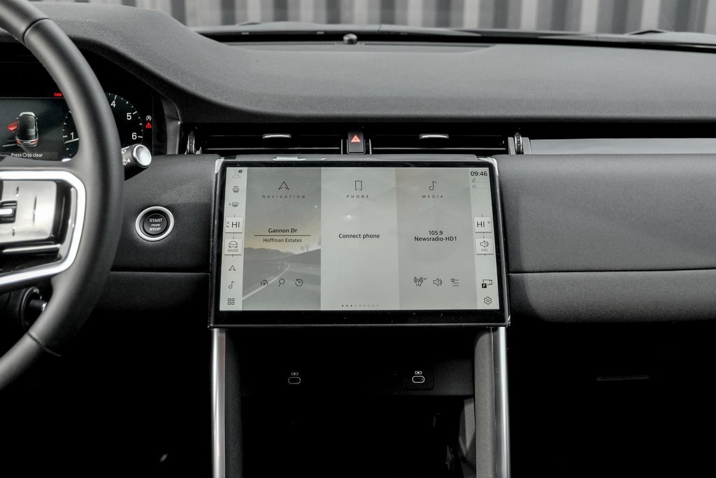 2025 Land Rover Discovery Sport S photo 17