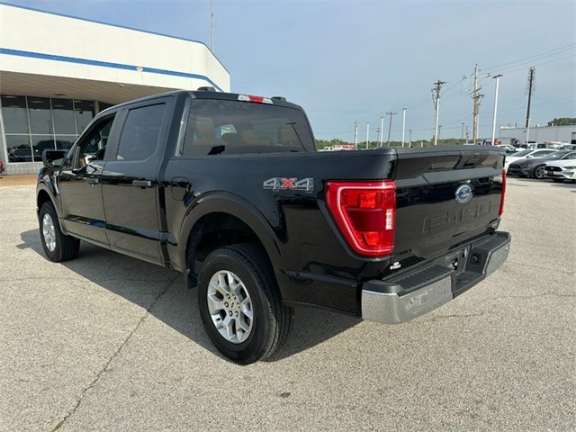 2023 Ford F-150 XLT photo 3