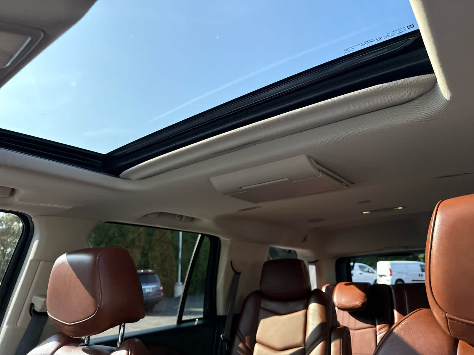 2019 Cadillac Escalade Premium Luxury photo 30