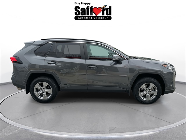 2022 Toyota RAV4 Hybrid LE photo 3