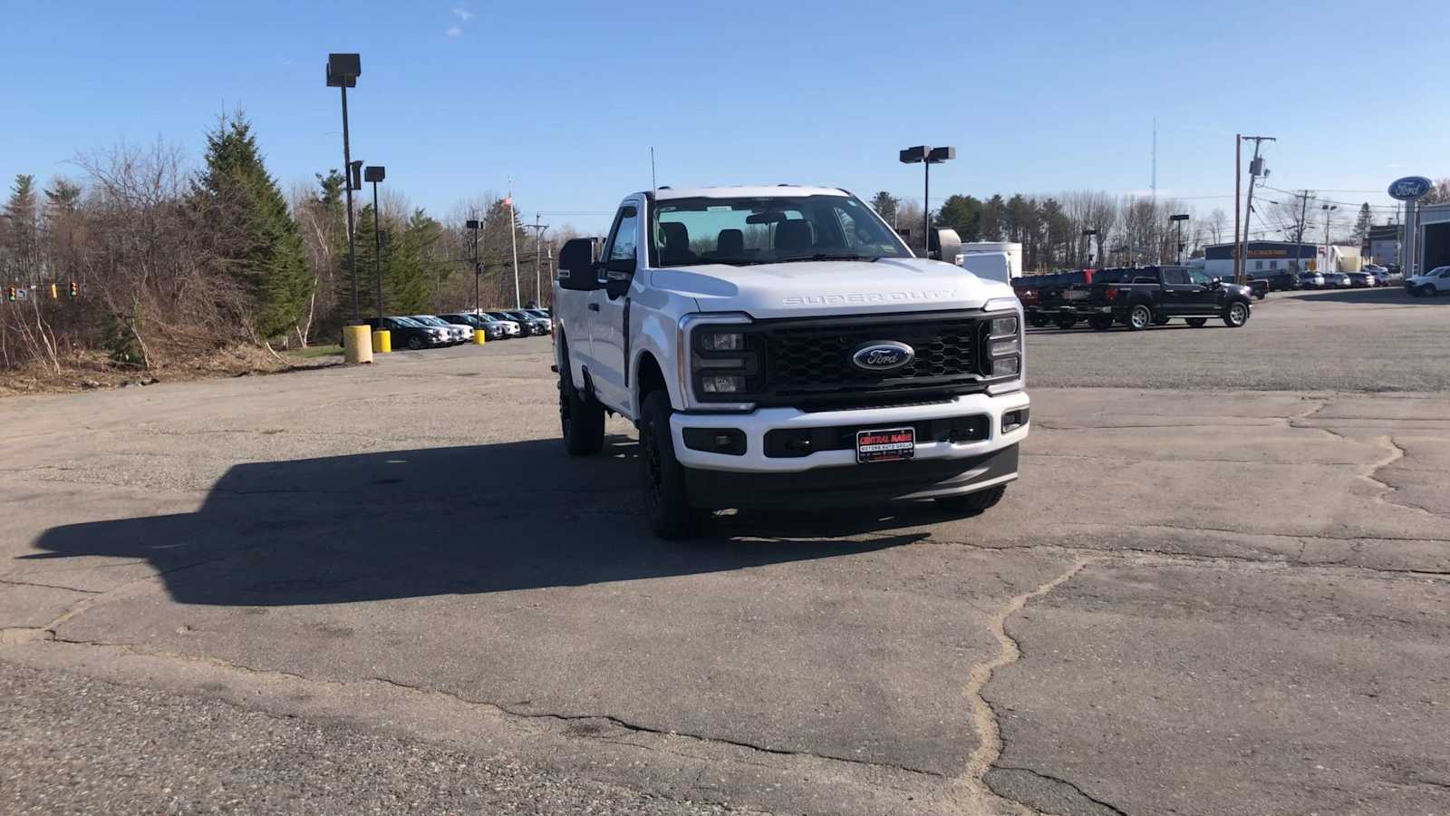 2025 Ford F-350 XL photo 3