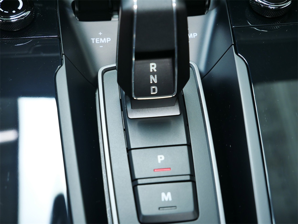 2023 Porsche 911 Turbo S photo 24