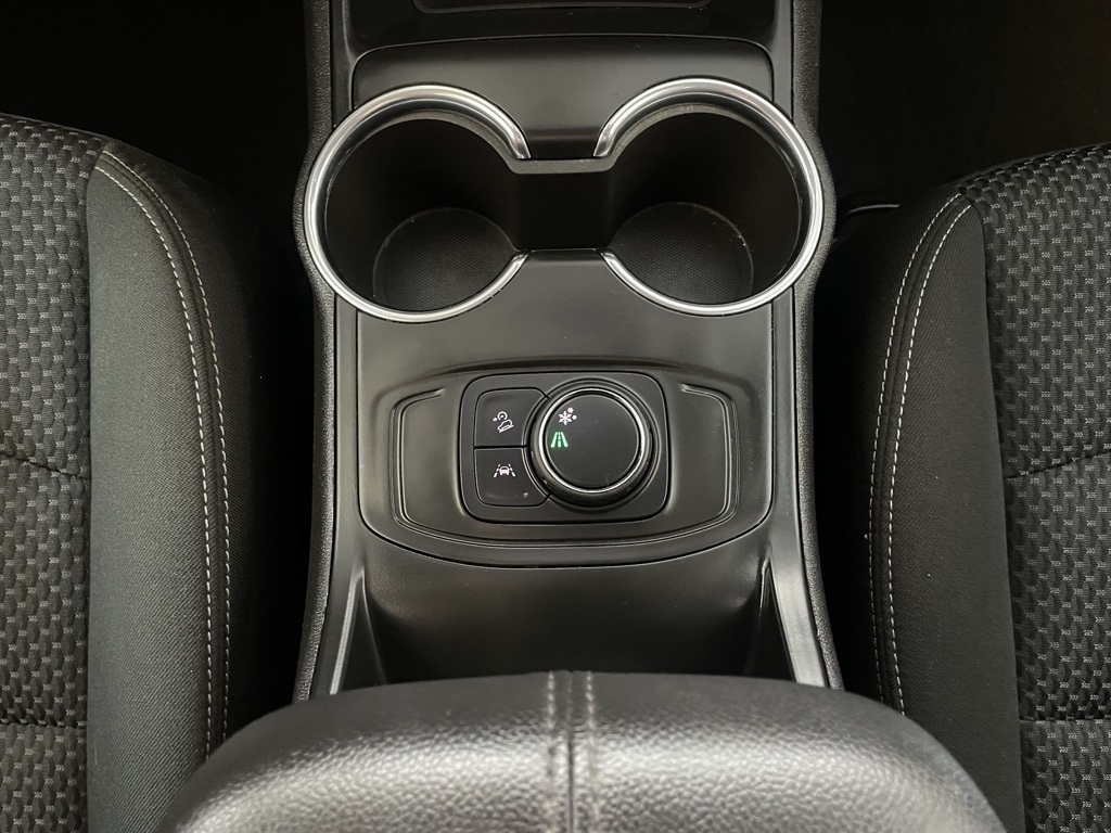 2023 Gmc Terrain SLE photo 18