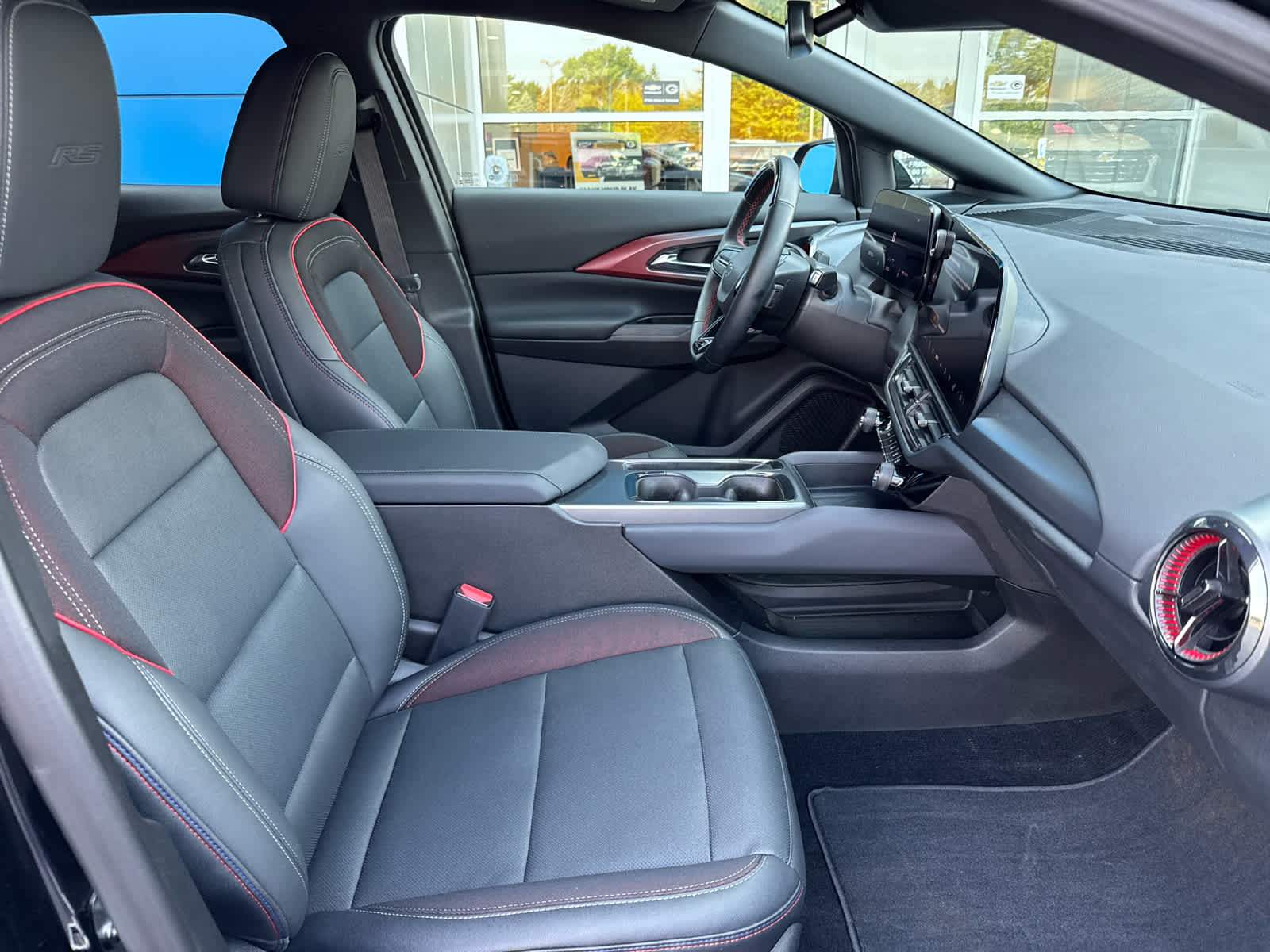 2024 Chevrolet Equinox EV 3RS photo 4