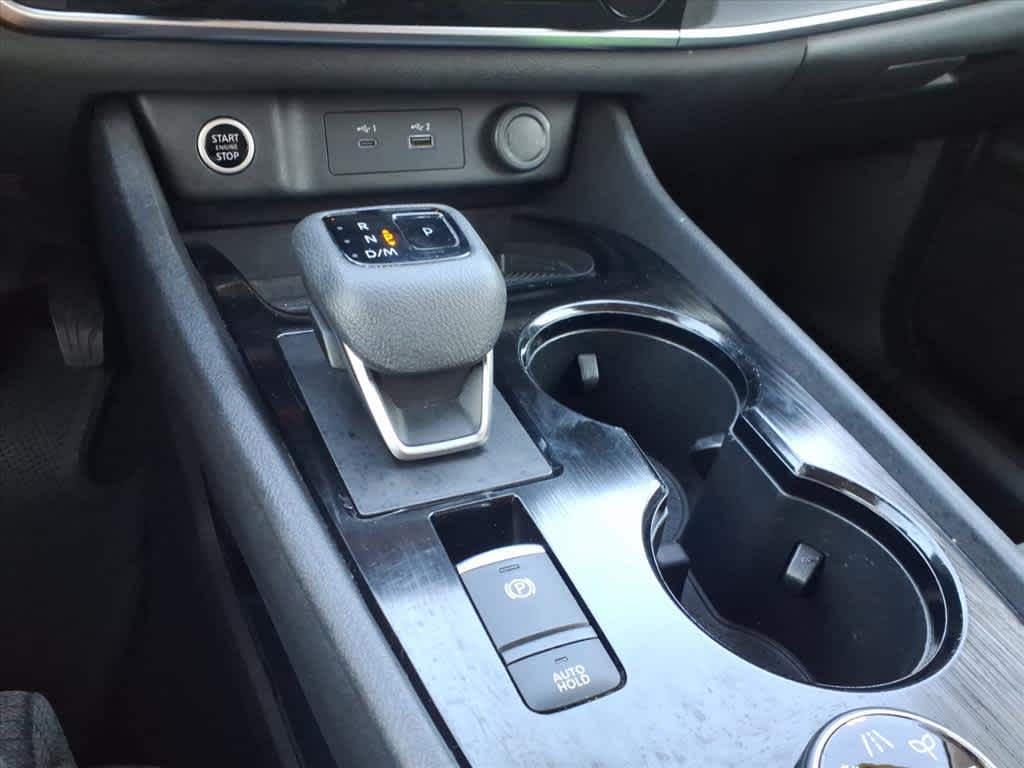 2021 Nissan Rogue S photo 17