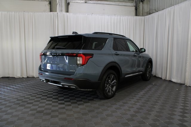 2025 Ford Explorer photo 20