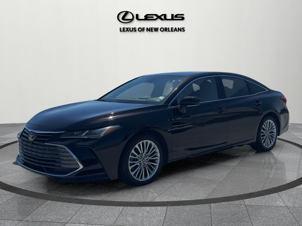 2019 Toyota Avalon Limited photo 3