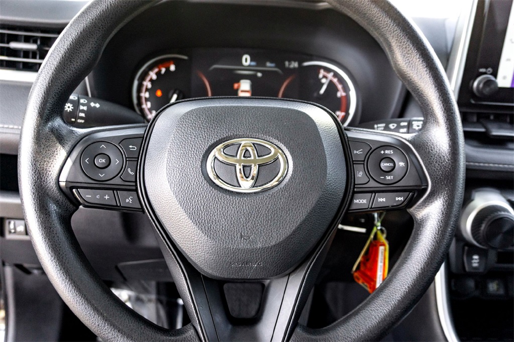 2024 Toyota RAV4 LE photo 17