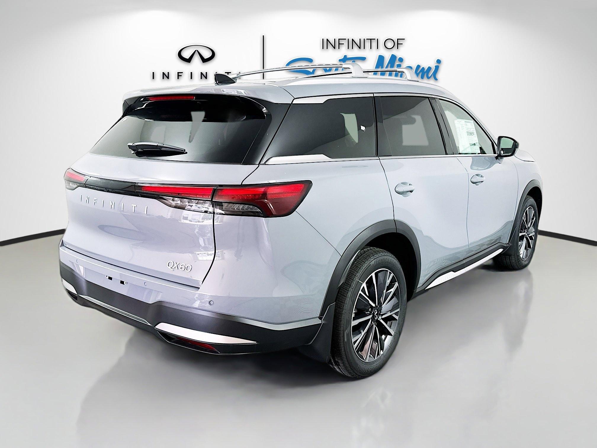 2026 Infiniti QX60 Luxe photo 4