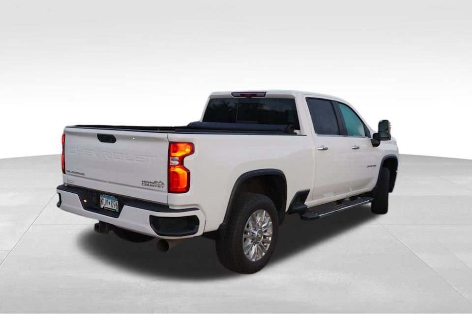 2023 Chevrolet Silverado 2500HD High Country Z71 photo 3
