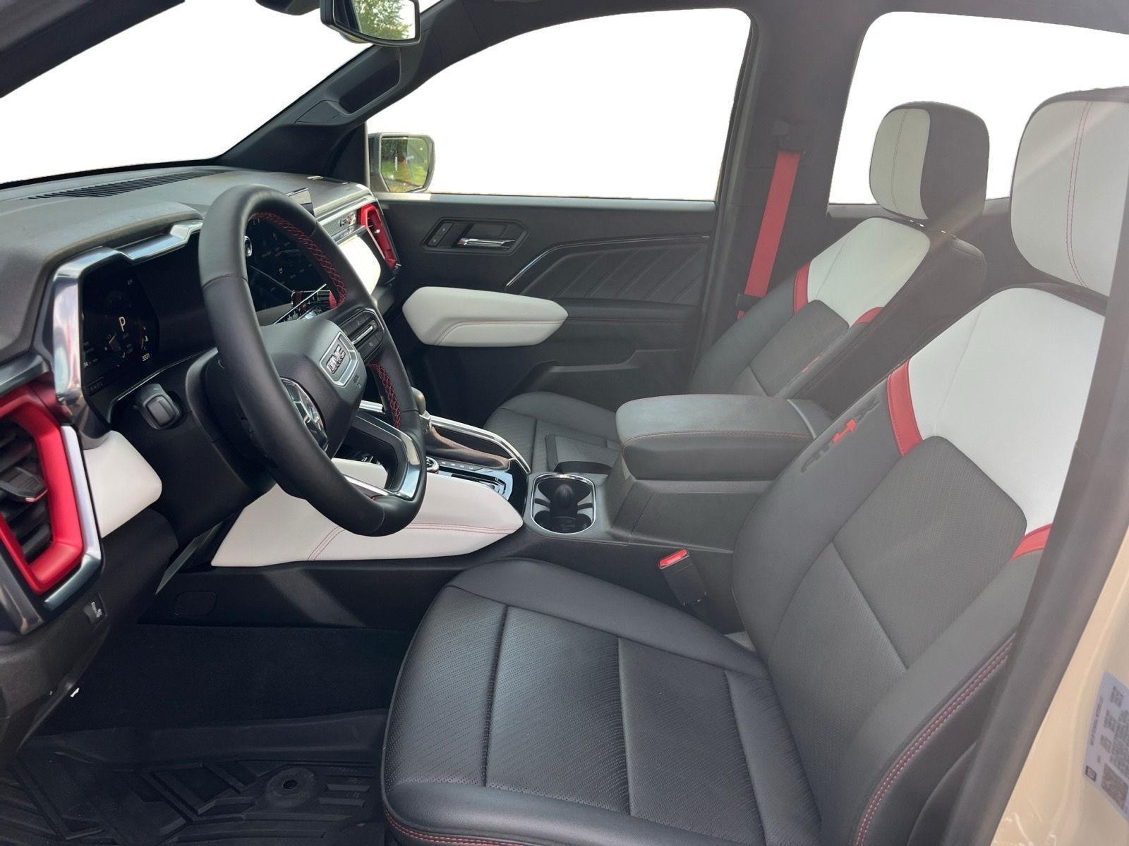 2024 Gmc Canyon AT4X photo 19