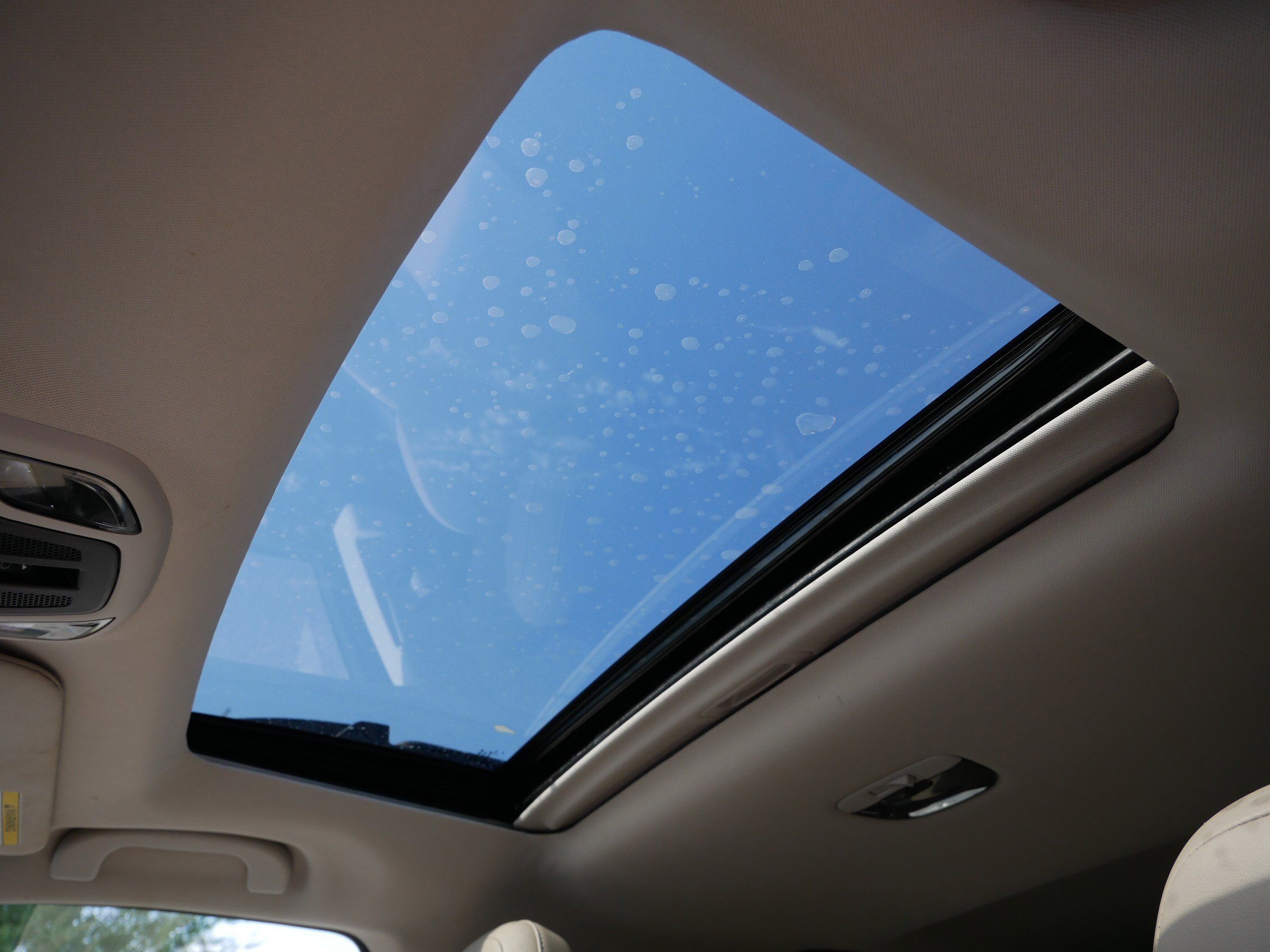 2022 Subaru Outback Limited XT photo 32