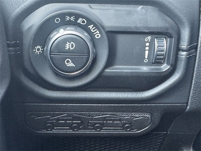 2025 Jeep Gladiator Sport photo 22