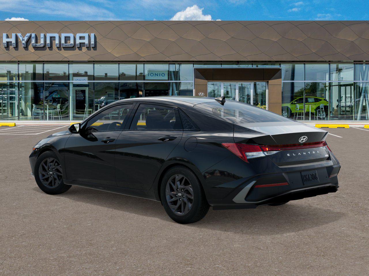 2025 Hyundai Elantra Hybrid Blue photo 4