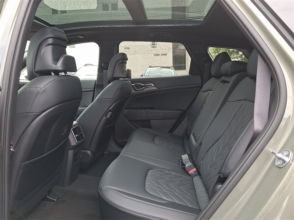 2025 Kia Sportage Plug-In Hybrid X-Line Prestige photo 4