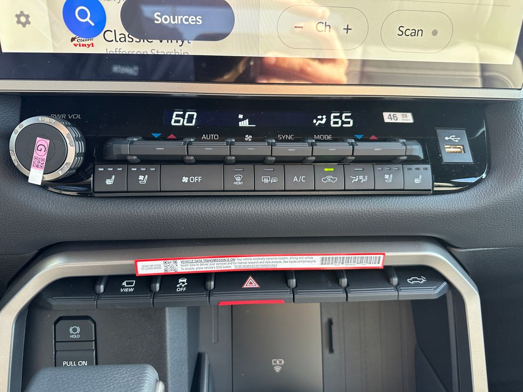2026 Toyota Tundra Limited CrewMax photo 14
