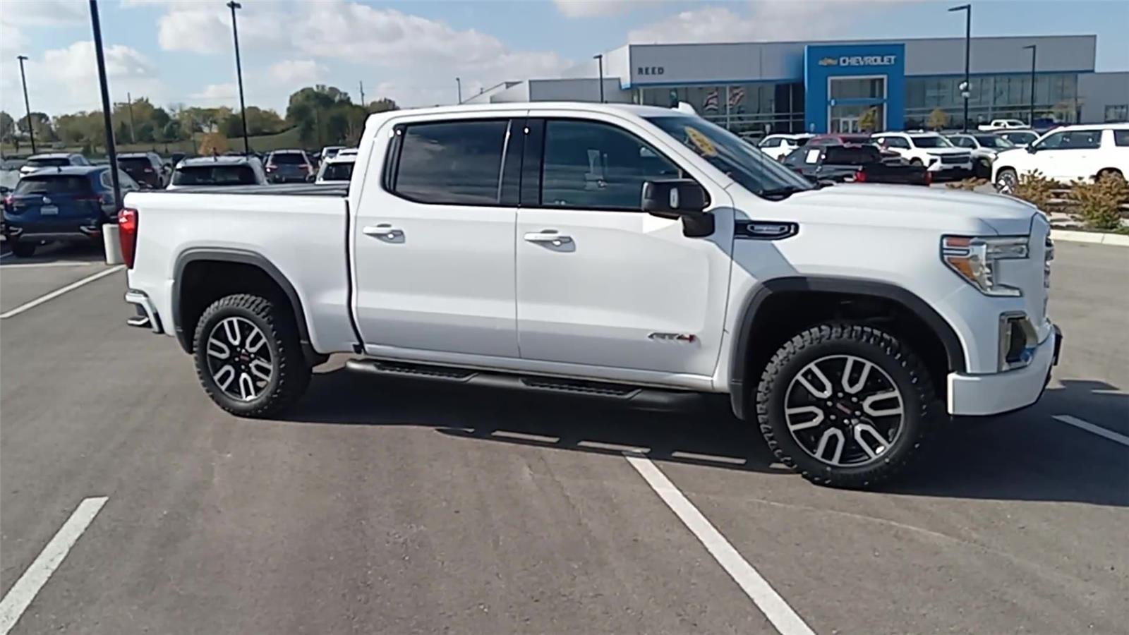 Used 2021 GMC Sierra 1500 AT4 with VIN 3GTU9EET8MG425801 for sale in Kansas City