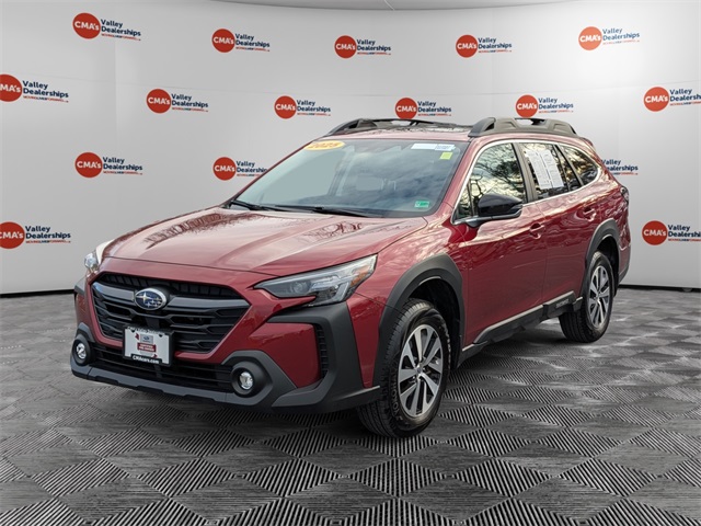 2025 Subaru Outback Premium's photo