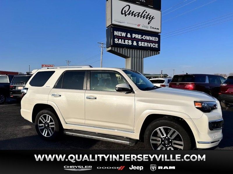 2017 Toyota 4Runner Limited's photo