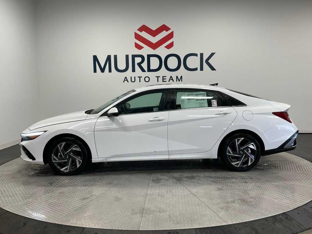 2025 Hyundai Elantra Hybrid Limited photo 4