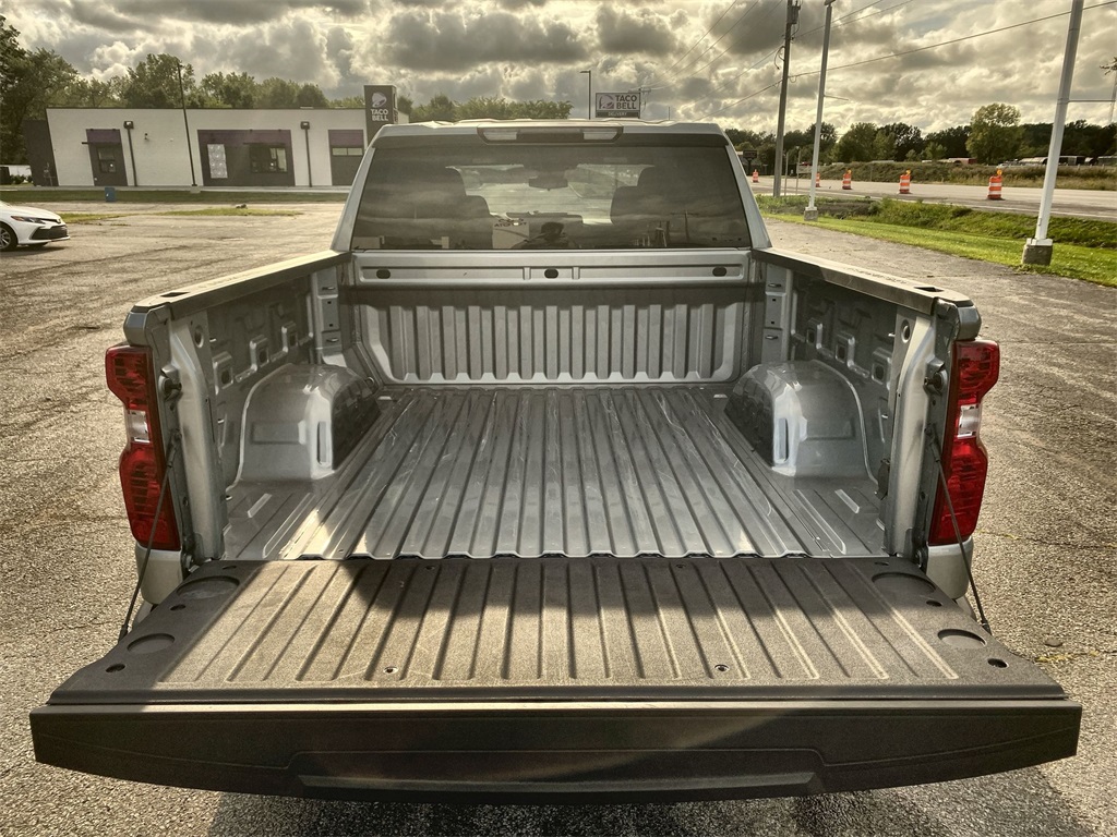 2023 Chevrolet Silverado 1500 LT photo 19