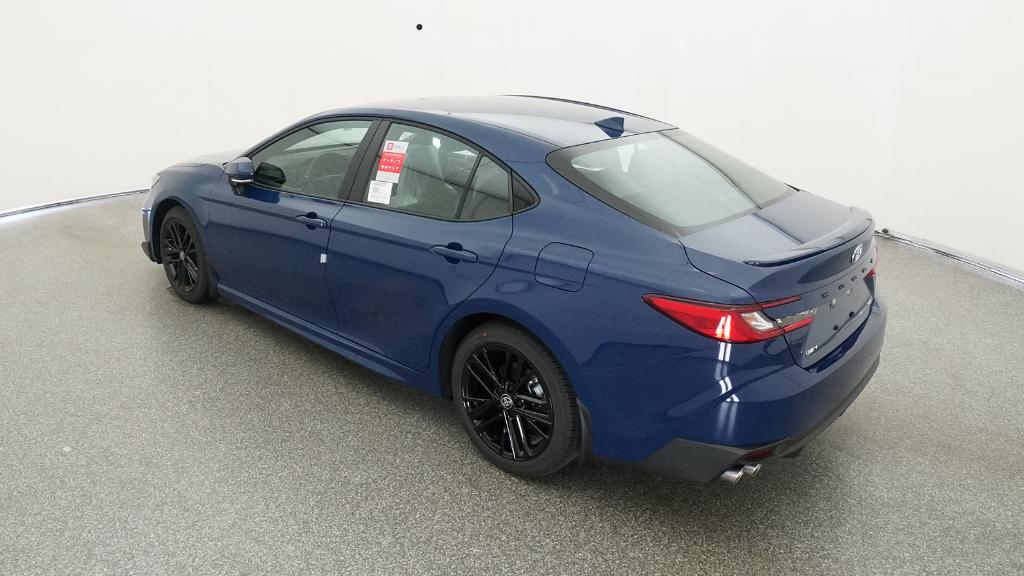 2026 Toyota Camry SE photo 13
