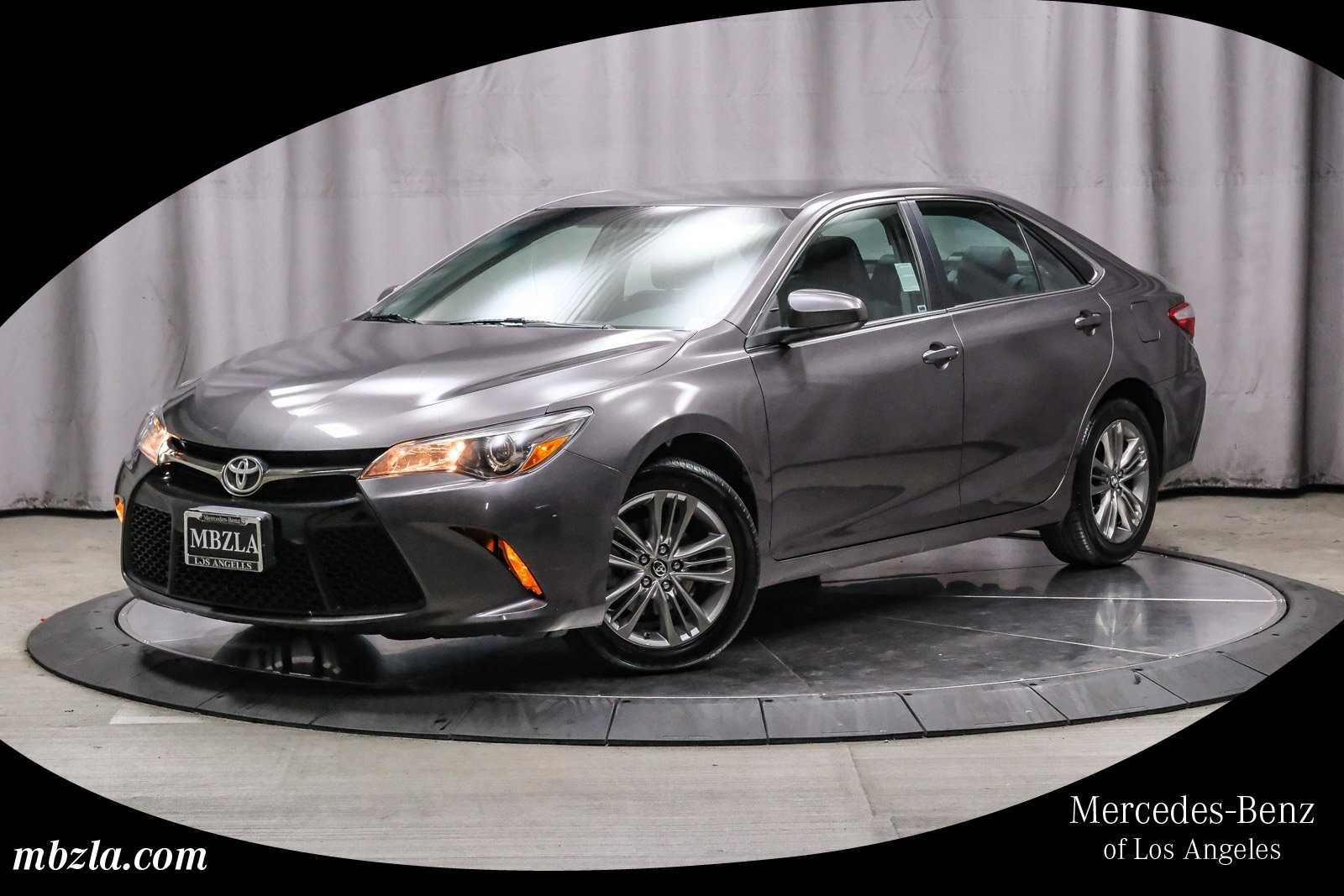 2017 Toyota Camry SE