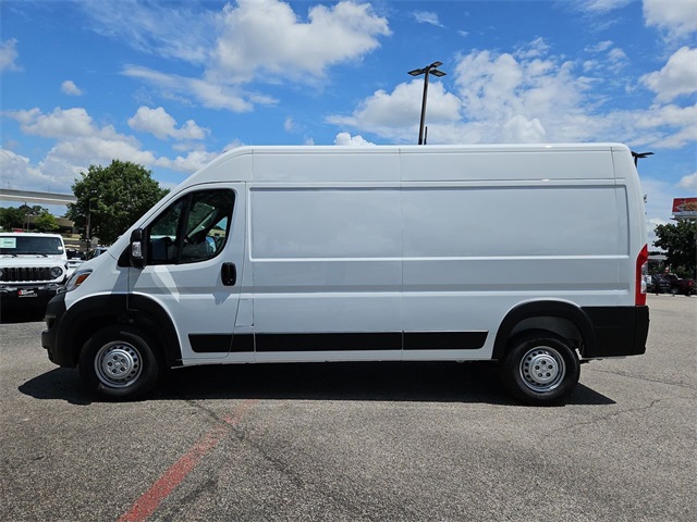 2025 Ram ProMaster 2500 photo 3