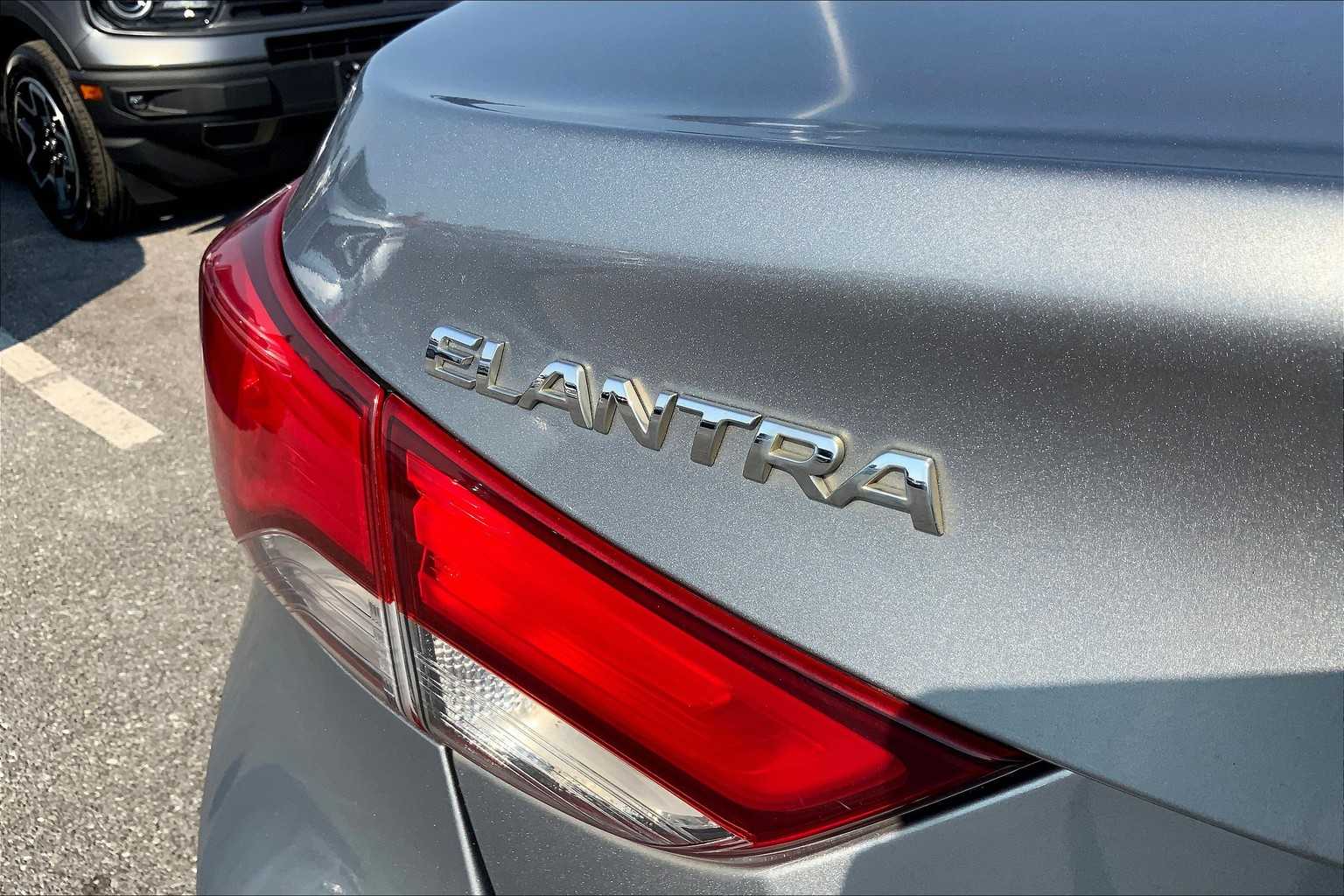 2014 Hyundai Elantra SE photo 27