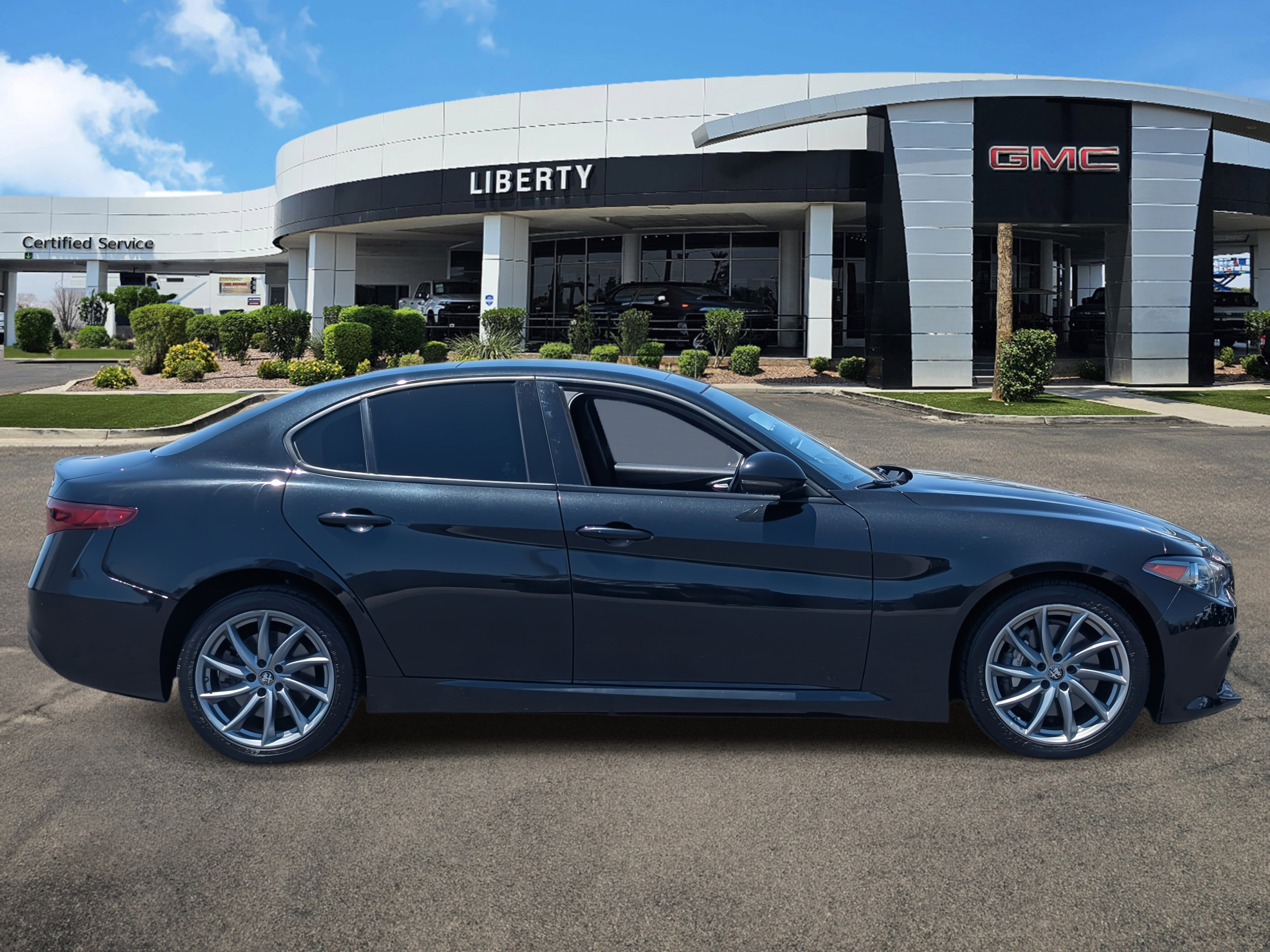2023 Alfa Romeo Giulia SPRINT photo 2